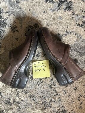 b.o.c. Brown Leather Slip-On Clogs size 9